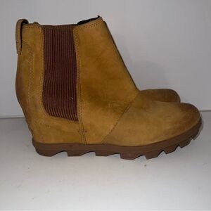 Sorel Boots Womens 9.5 Joan Of Artic Wedge II Chelsea NL3022-240 Brown Leather